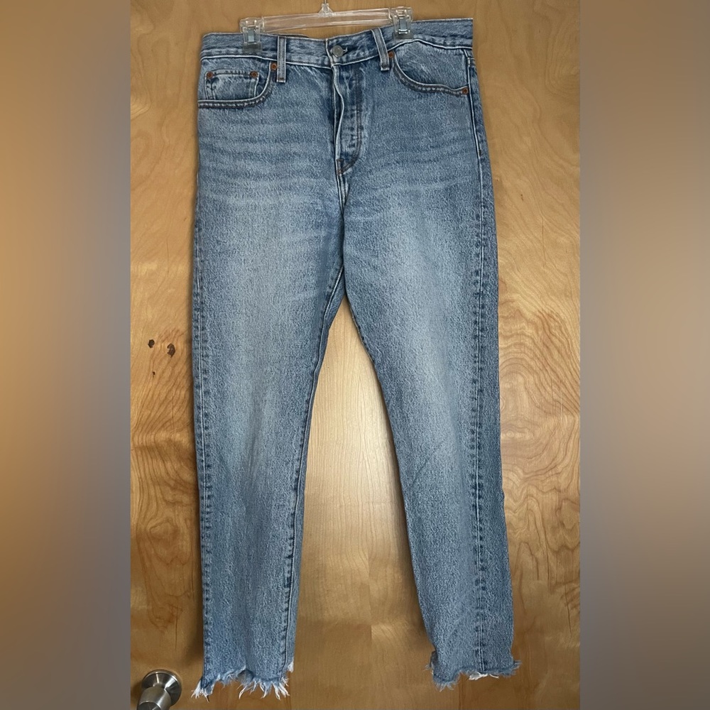 Levi’s wedgie jeans size 28